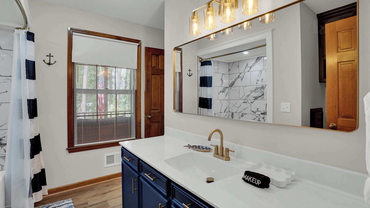 Photo of Bathroom in Leesville