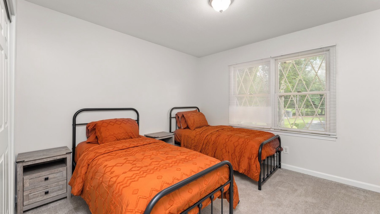 Photo of Bedroom in Riverdale