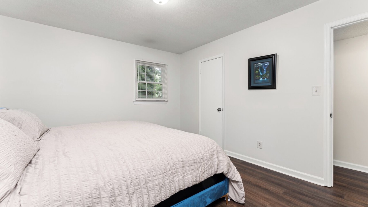 Photo of Bedroom in Riverdale