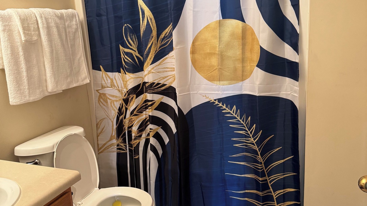 Photo of Bathroom in Morrow
