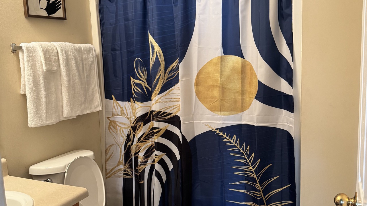 Photo of Bathroom in Morrow