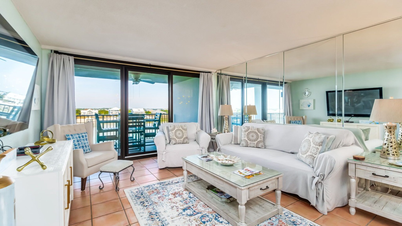 Photo of Bedroom in Orange Beach East
