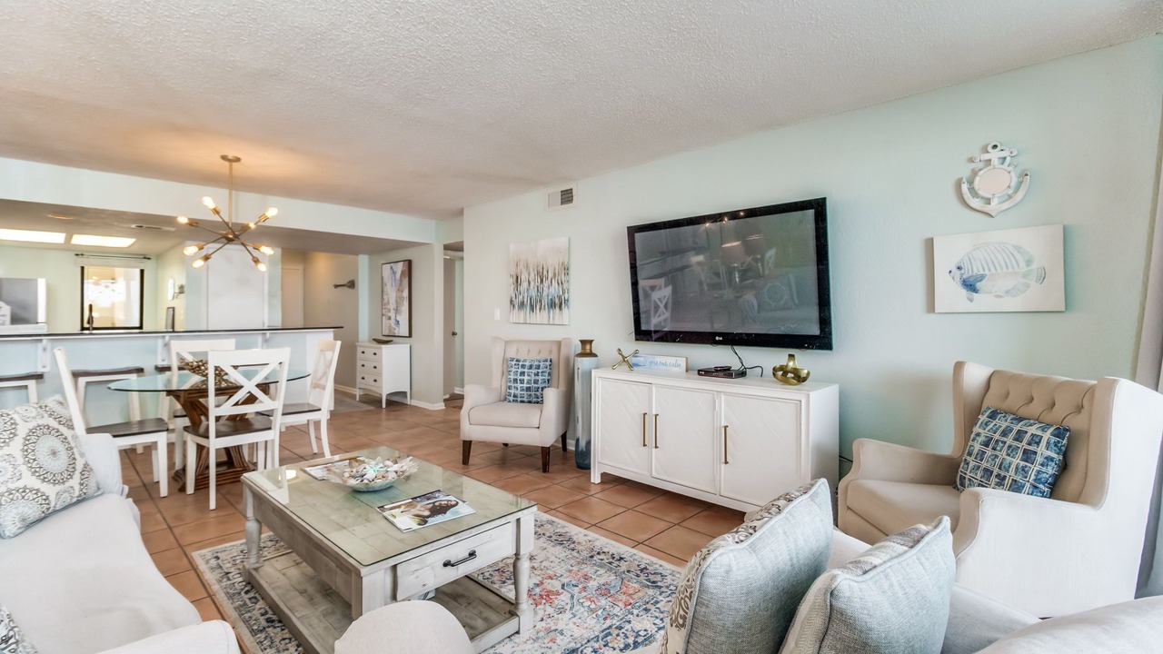 Photo of Bedroom in Orange Beach East
