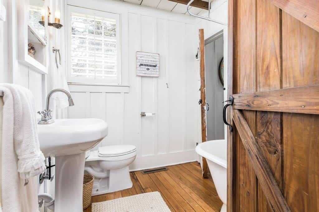 Photo of Bathroom in Macon