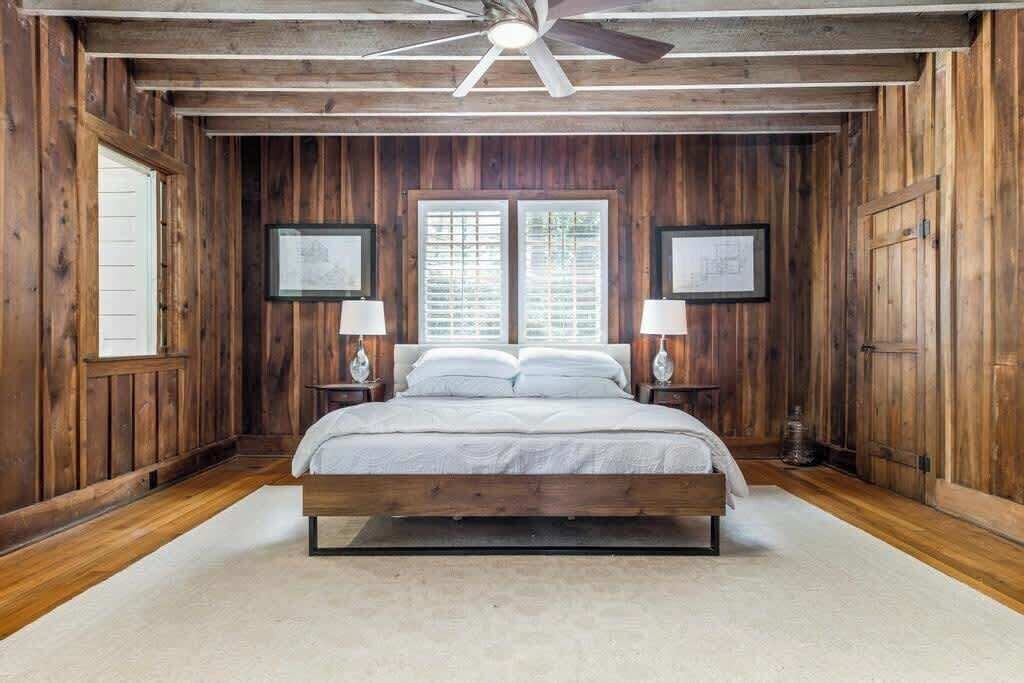 Photo of Bedroom in Macon