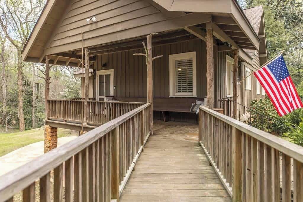 Photo of Patio Balcony in Macon