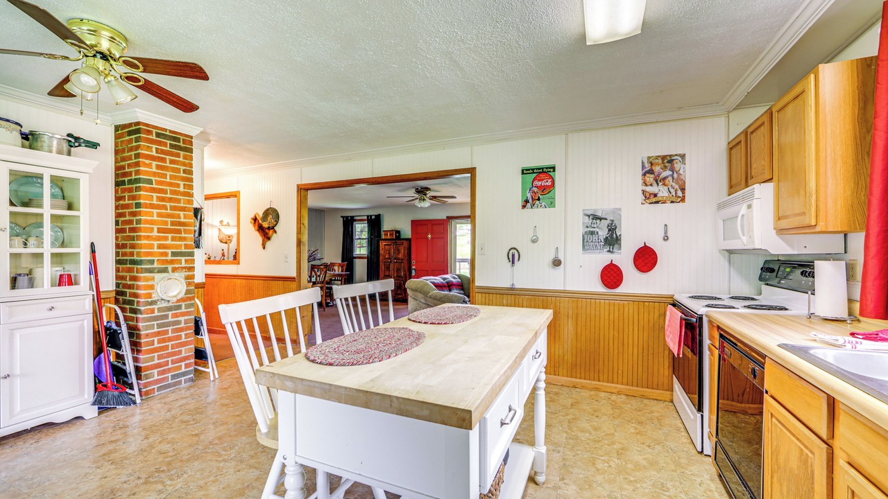 Photo of Kitchen in Waynesville