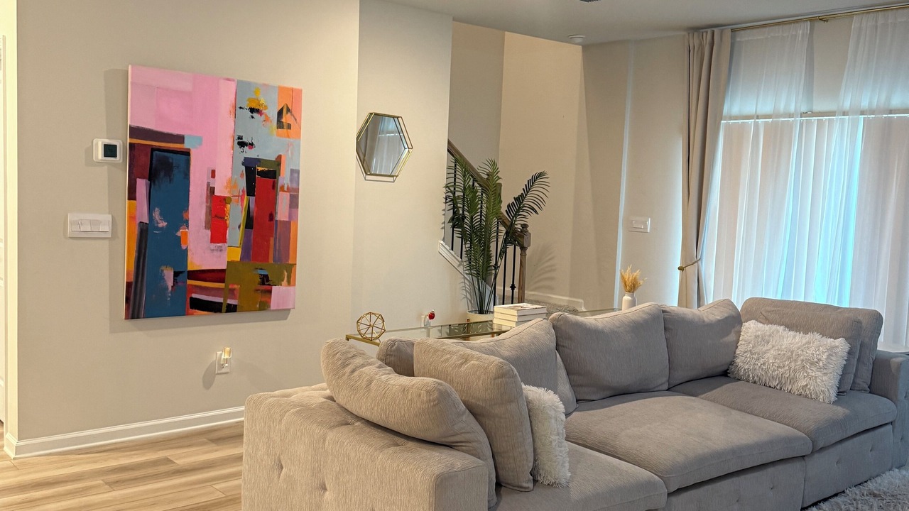 Photo of Livingroom in Lawrenceville