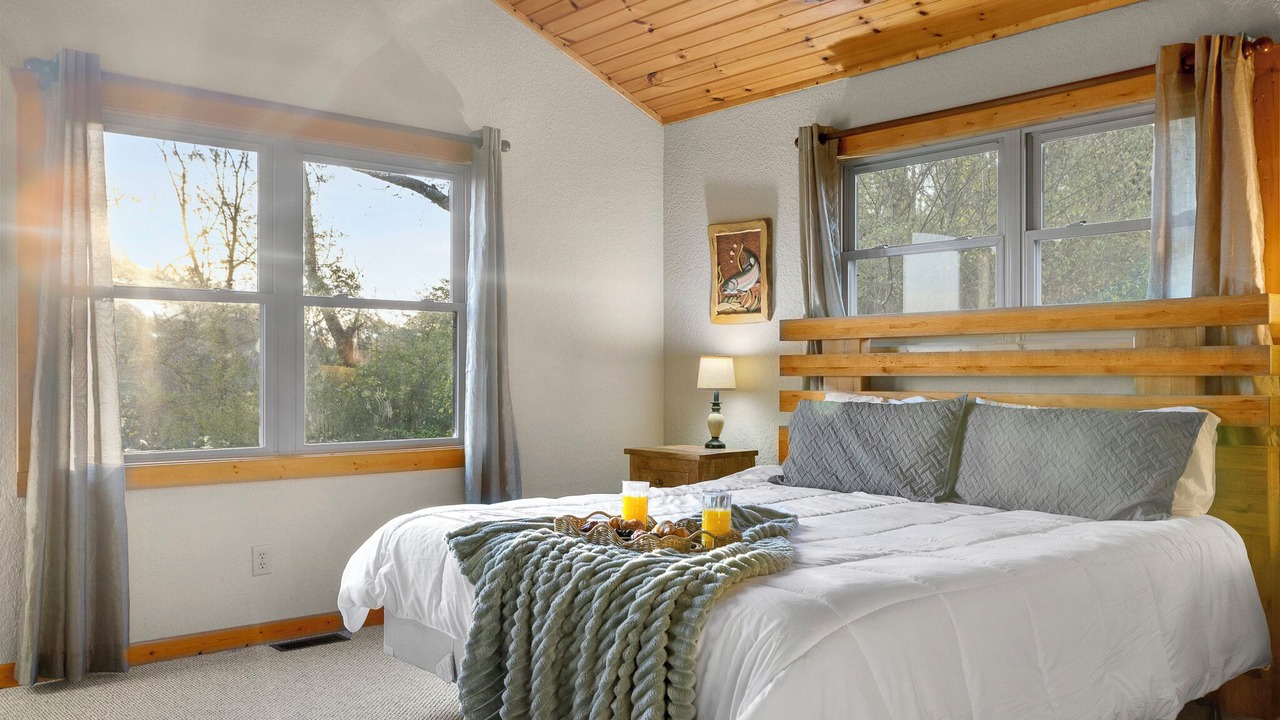 Photo of Bedroom in Waynesville