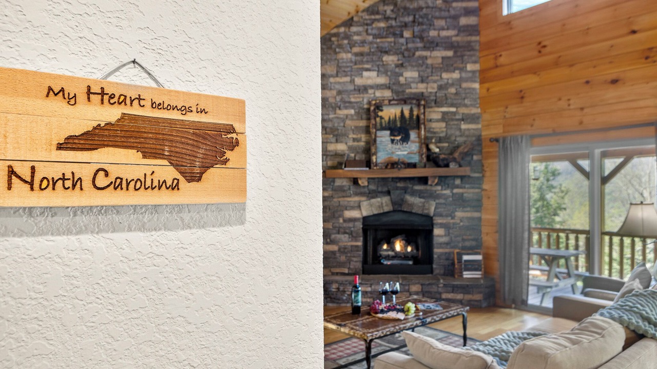 Photo of Livingroom in Waynesville