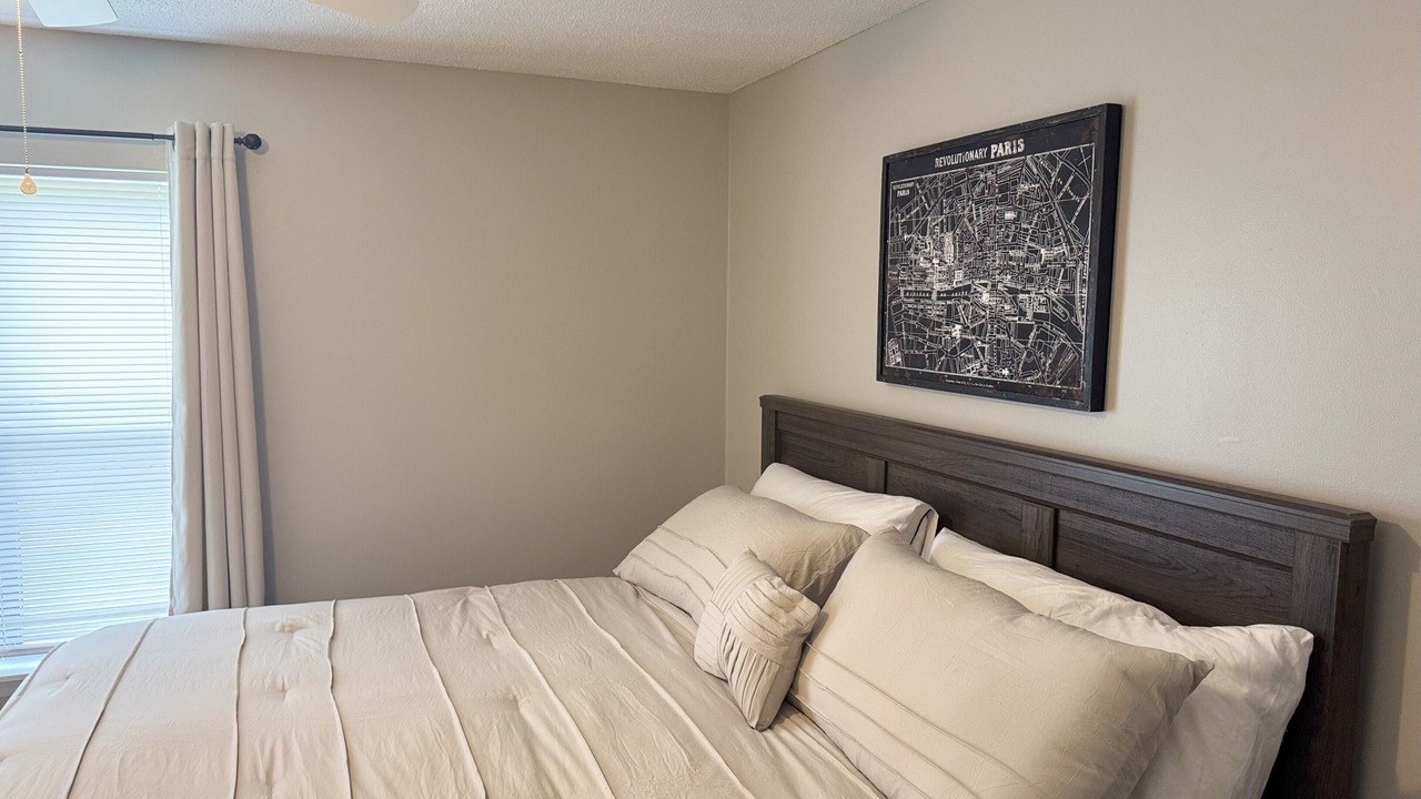 Photo of Bedroom in Daleville