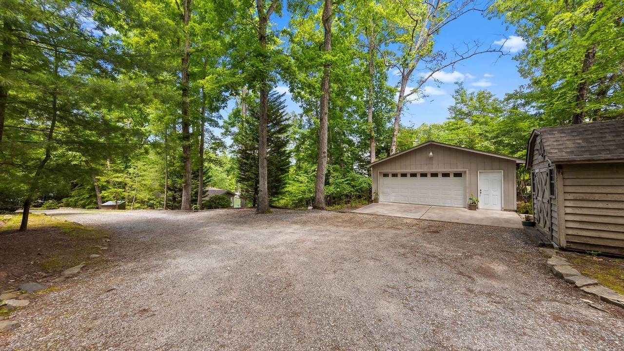 Photo of Outdoor in Mayhew