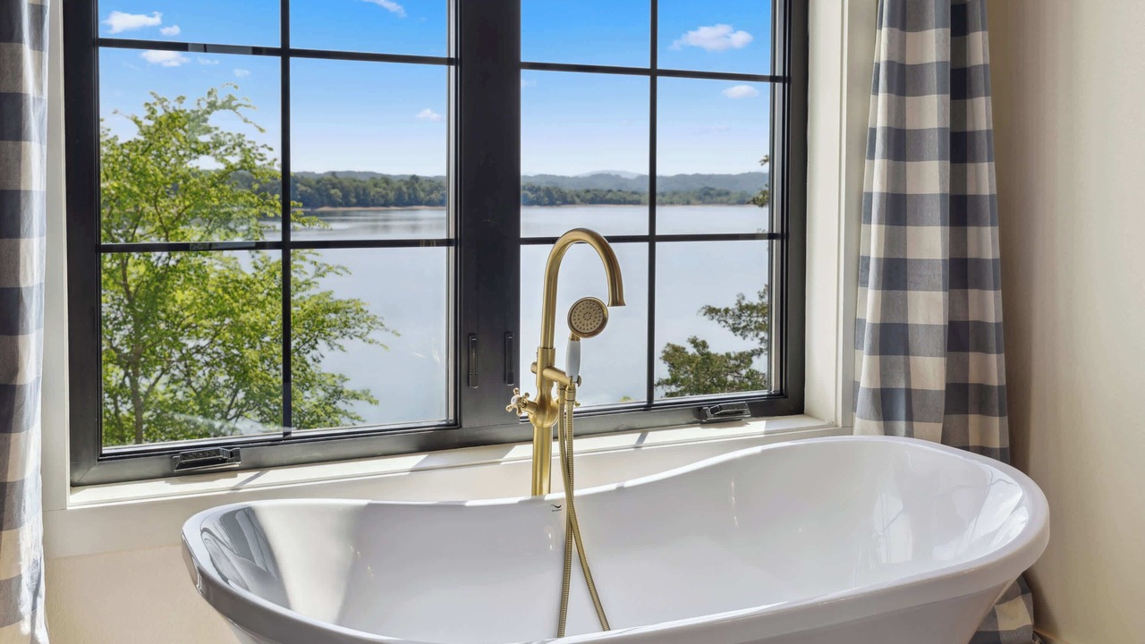 Photo of Bathroom in Dandridge