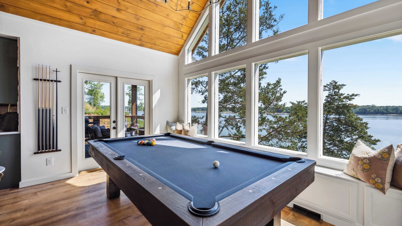 Photo of Livingroom in Dandridge