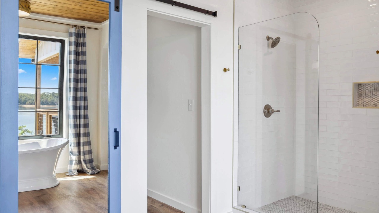 Photo of Bathroom in Dandridge