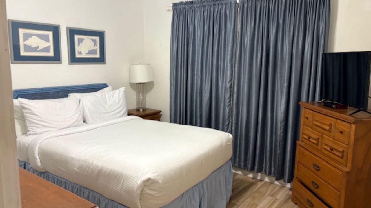 Photo of Bedroom in Lillian