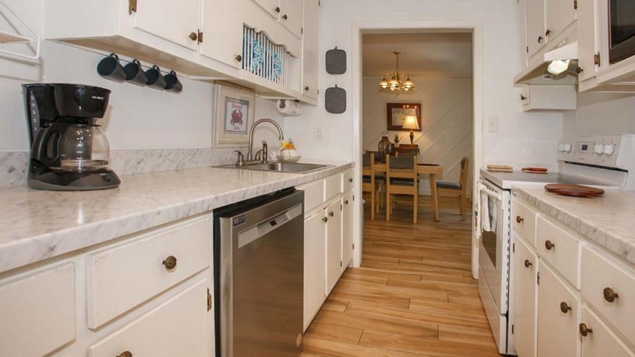 Photo of Kitchen in Lillian