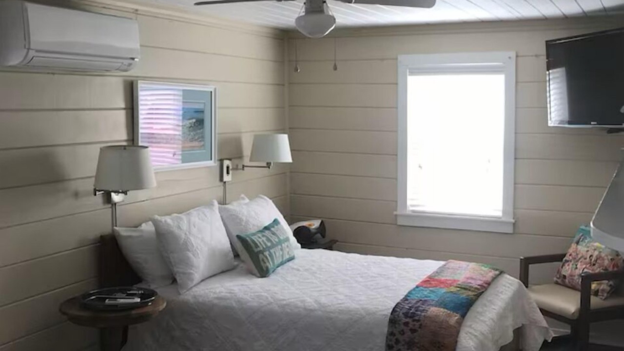 Photo of Bedroom in Laguna Beach