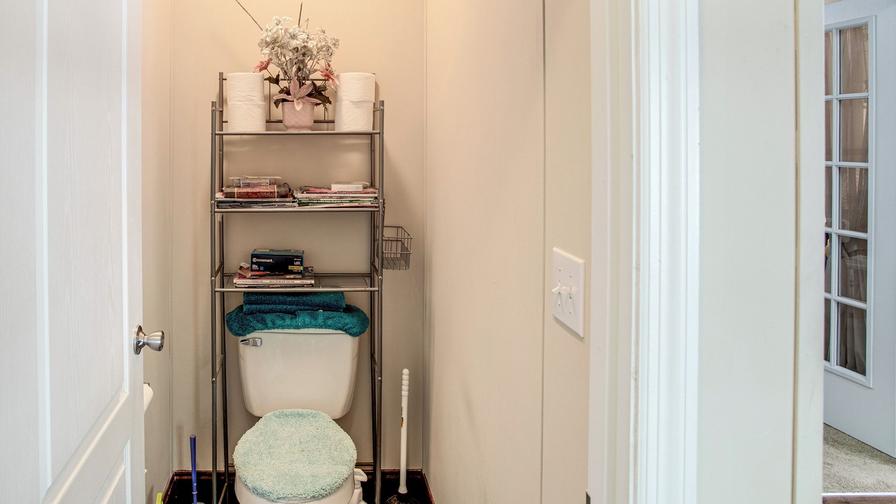 Photo of Bathroom in Huntcliff