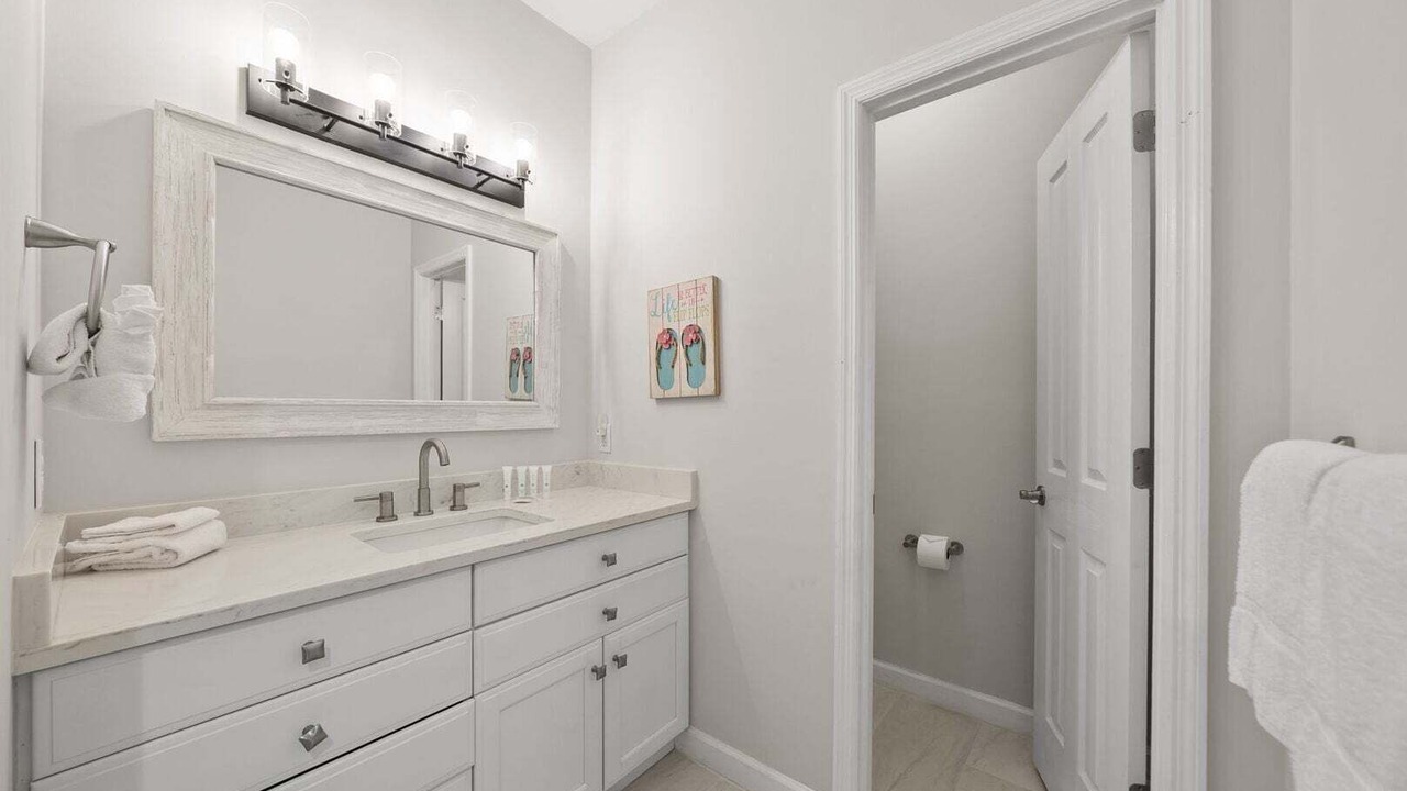 Photo of Bathroom in Sunnyside