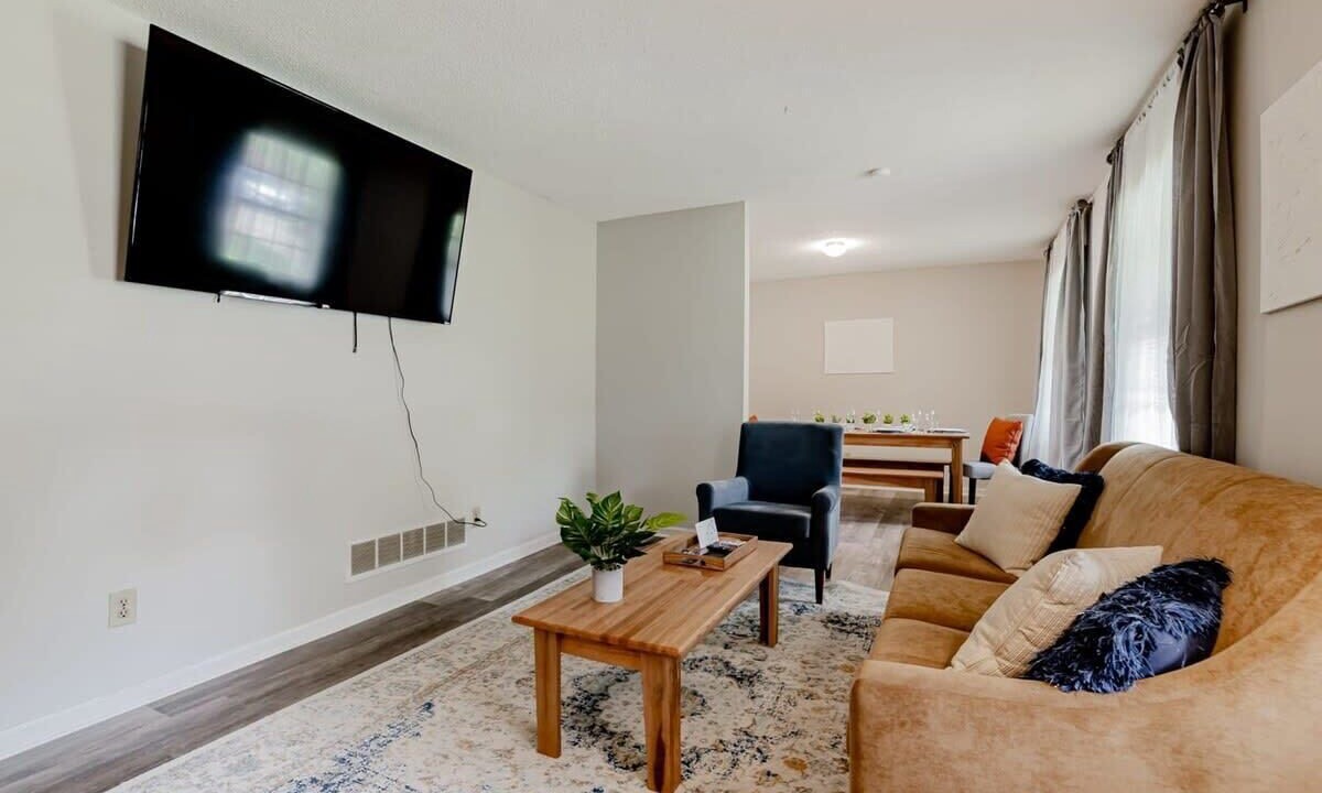 Photo of Livingroom in Irmo