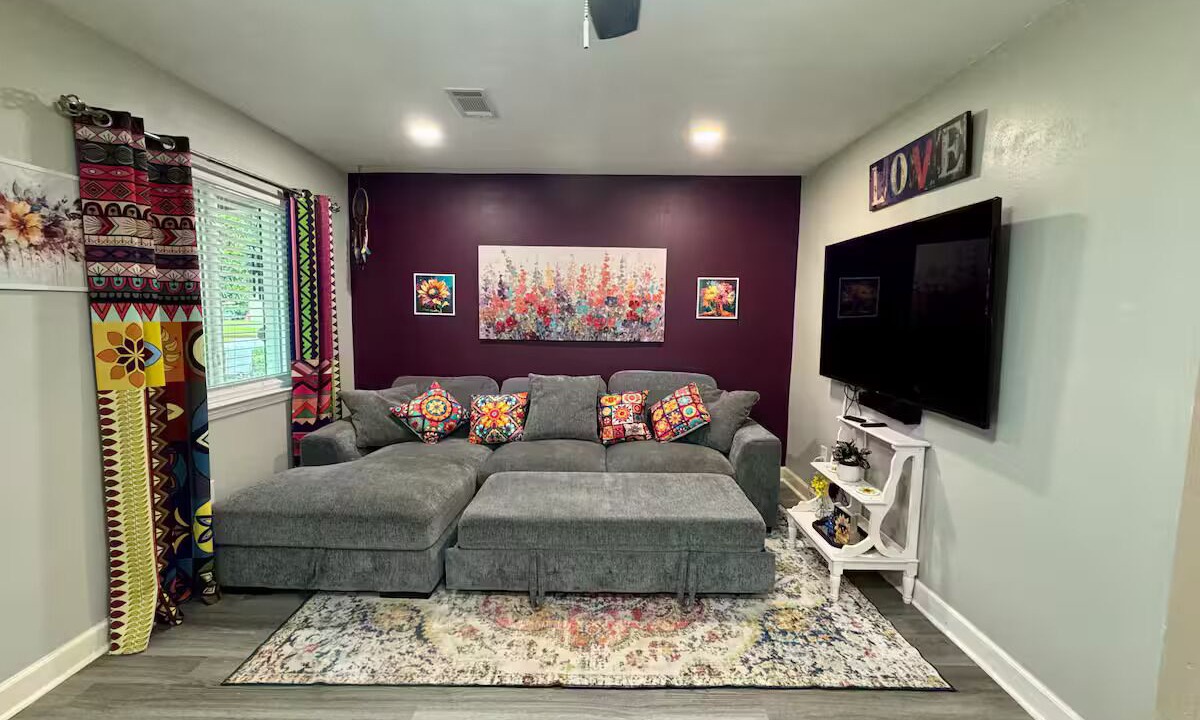 Photo of Livingroom in Slidell