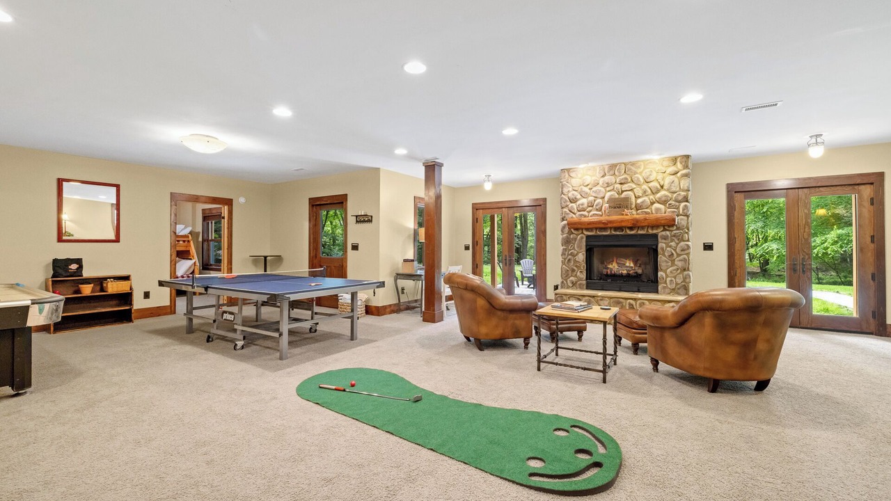 Photo of Bedroom in Ellijay