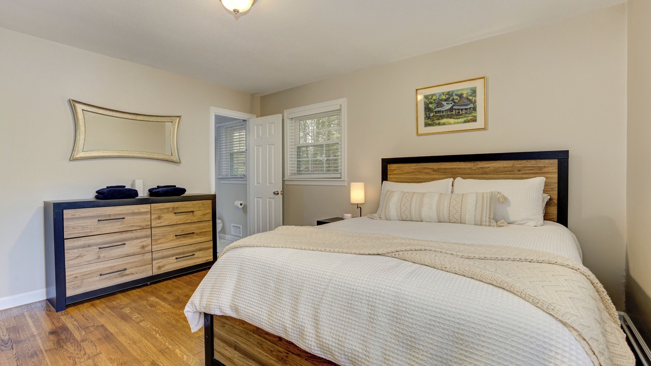 Photo of Bedroom in Marietta