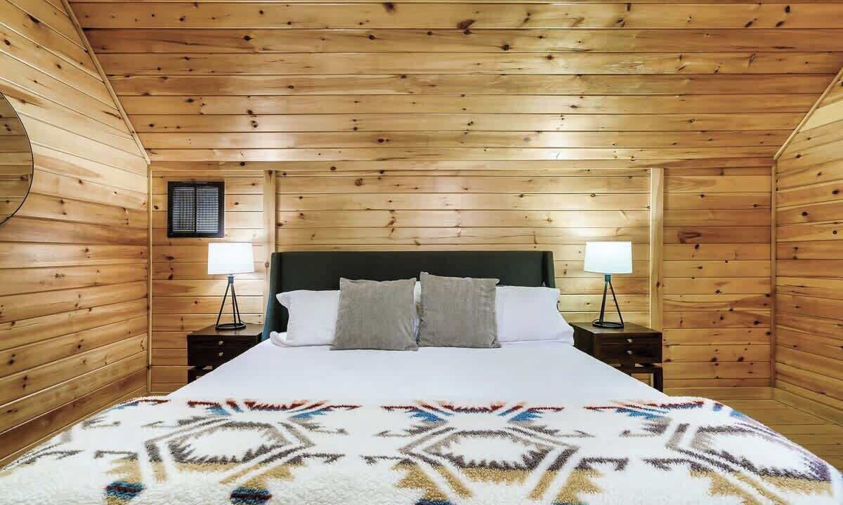 Photo of Others in White Oak Lodge