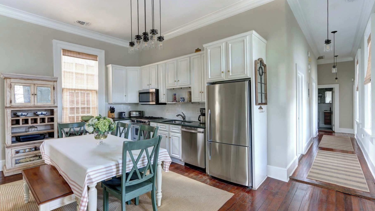 Photo of Kitchen in Savannah Victorian District