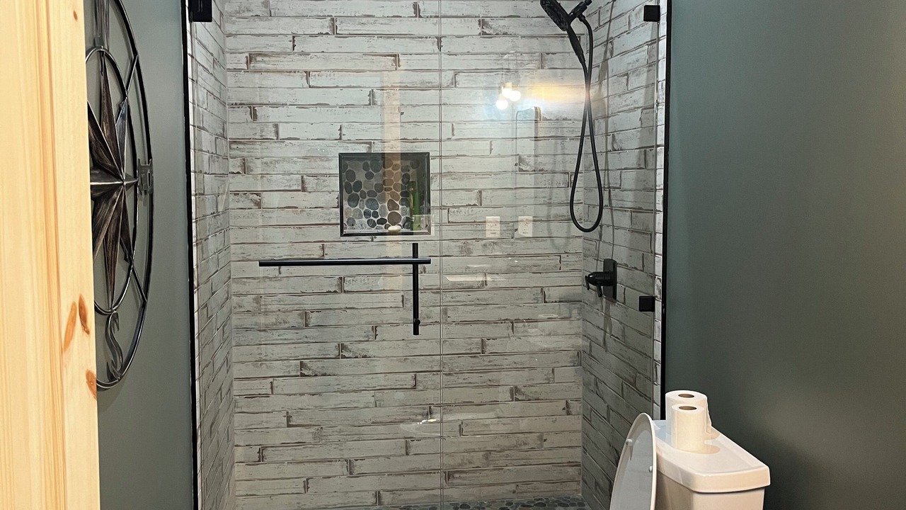Photo of Bathroom in Baneberry