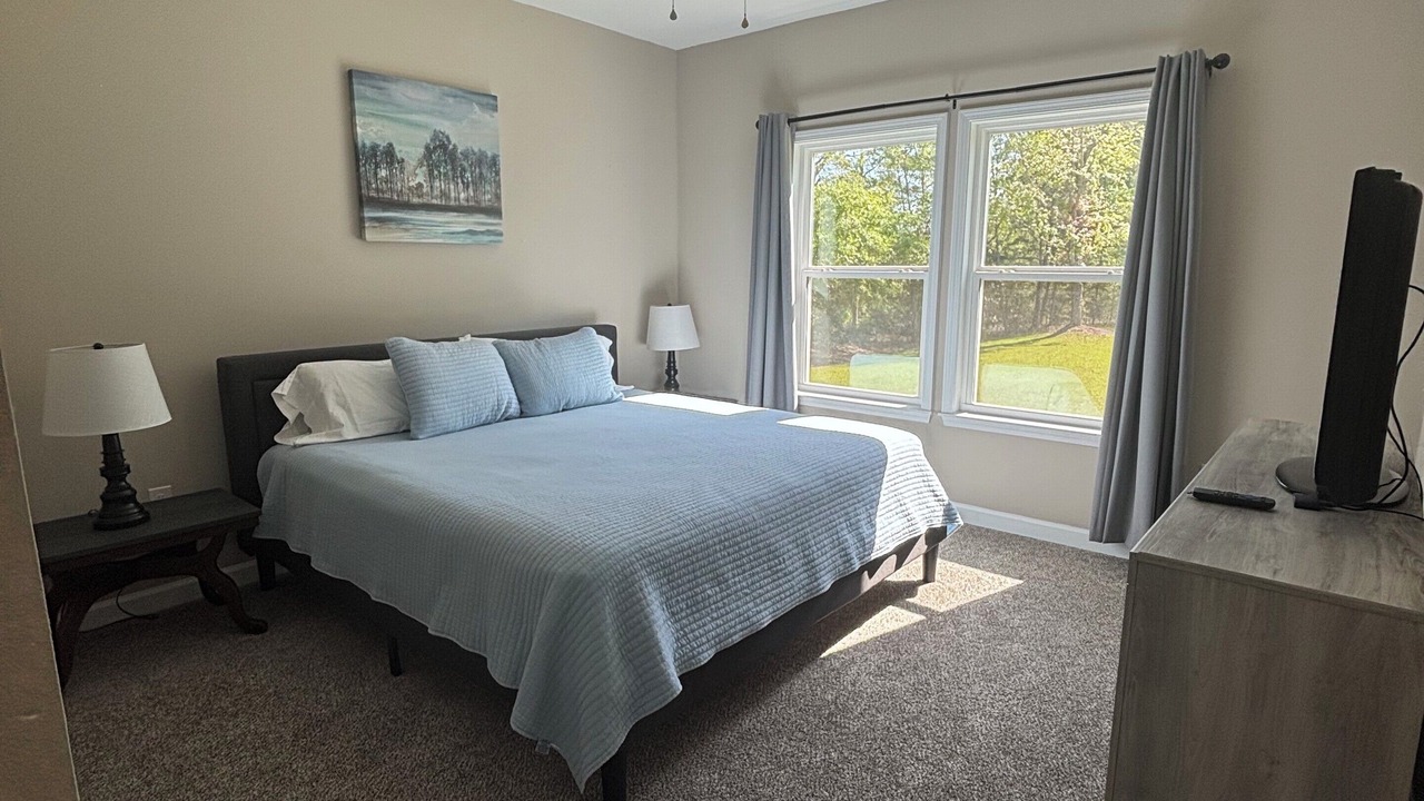 Photo of Bedroom in Crestview