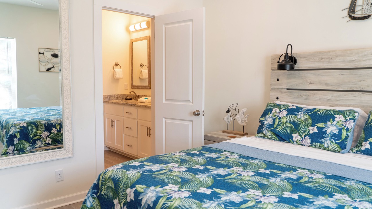 Photo of Bathroom in Dauphin Island