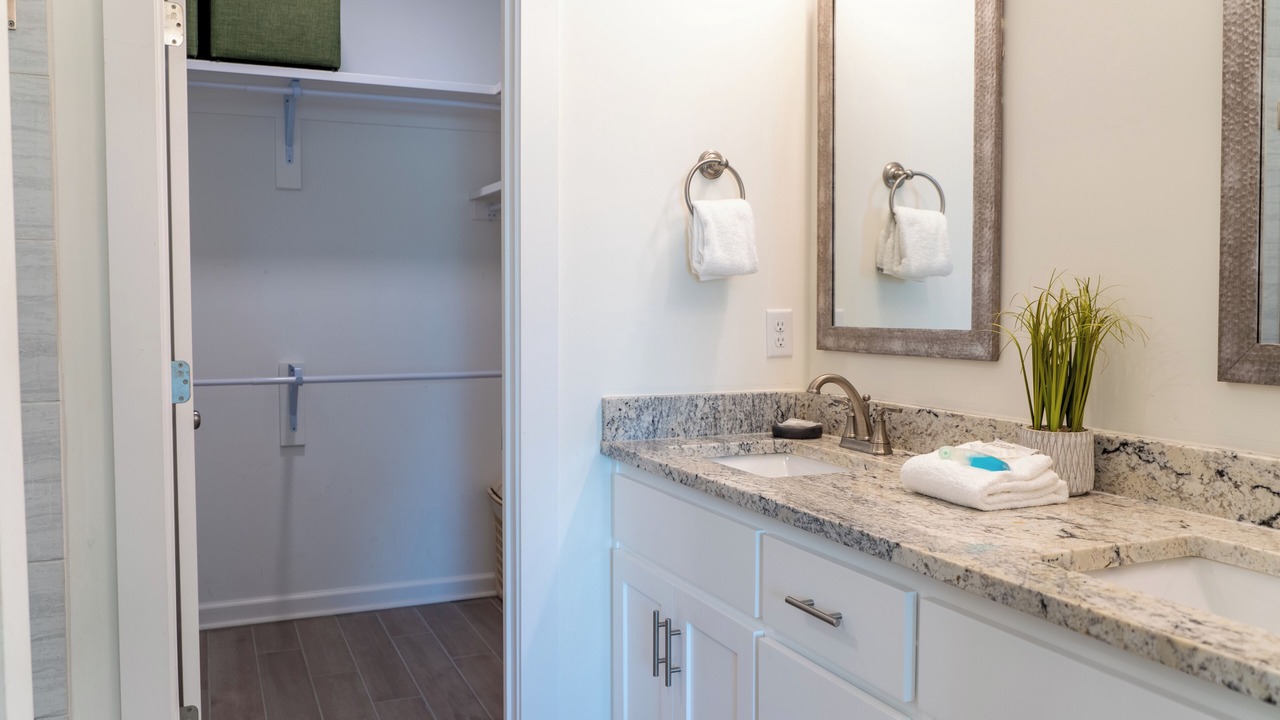 Photo of Bathroom in Dauphin Island