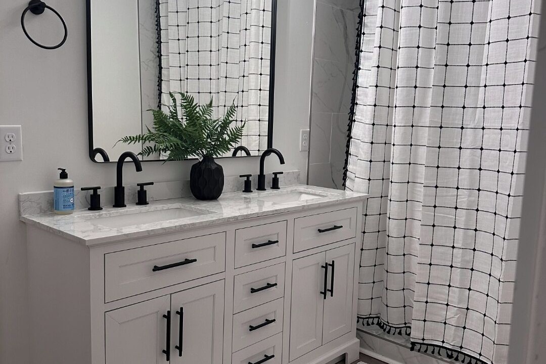 Photo of Bathroom in Summerville