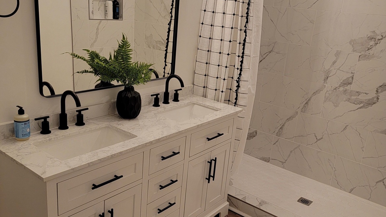 Photo of Bathroom in Summerville