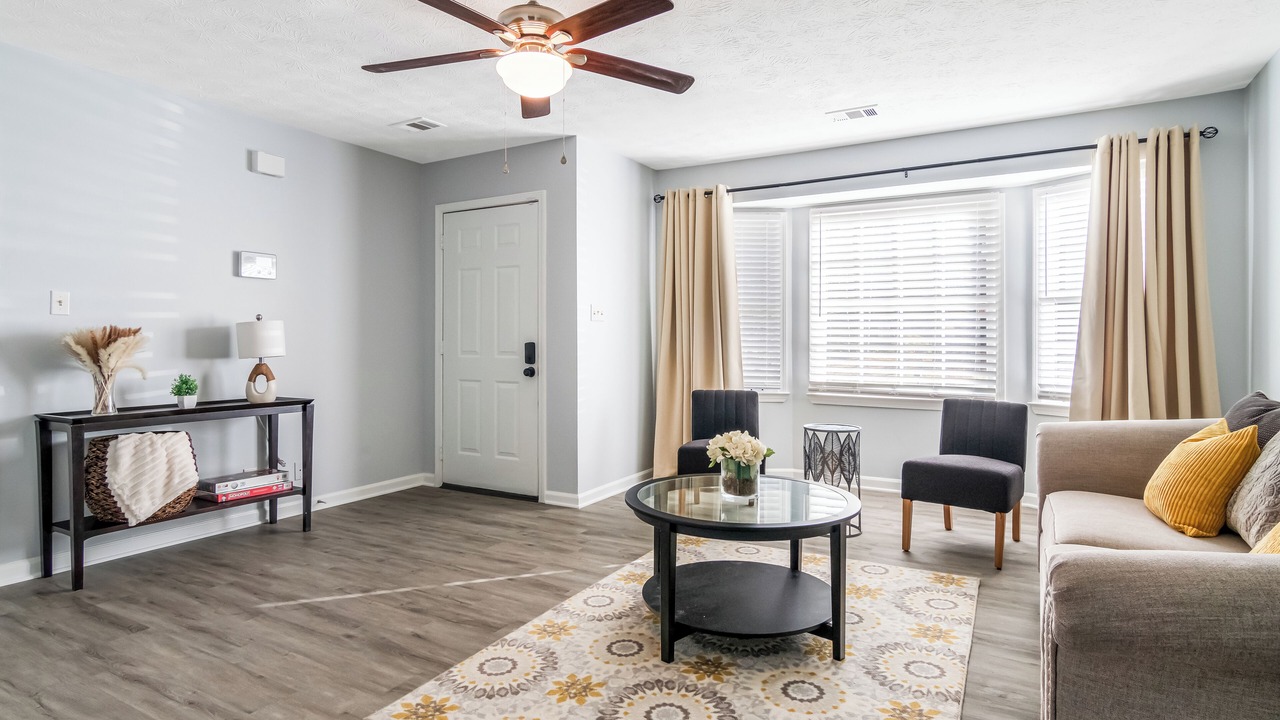 Photo of Livingroom in Covington