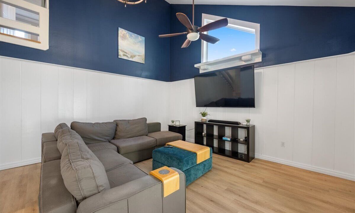 Photo of Livingroom in Lincolnville