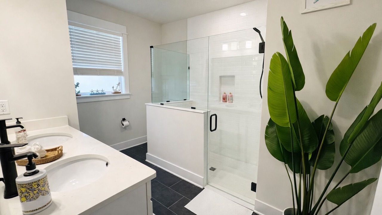 Photo of Bathroom in Five Points