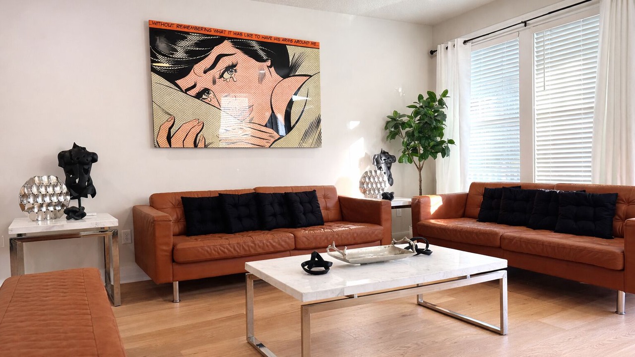 Photo of Livingroom in Five Points