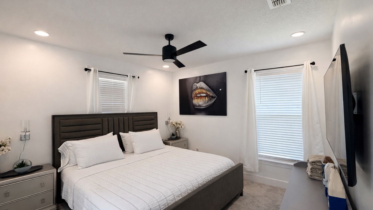 Photo of Bedroom in Five Points
