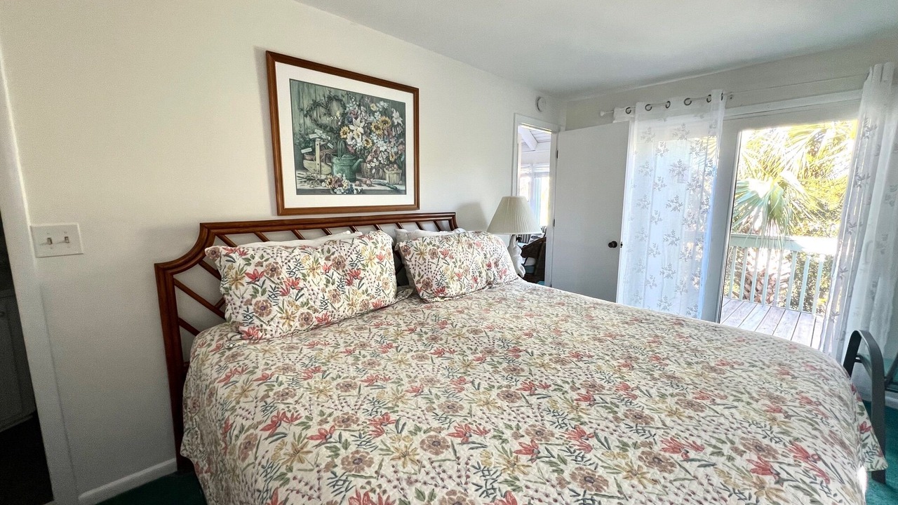 Photo of Bedroom in Sealoft Villas