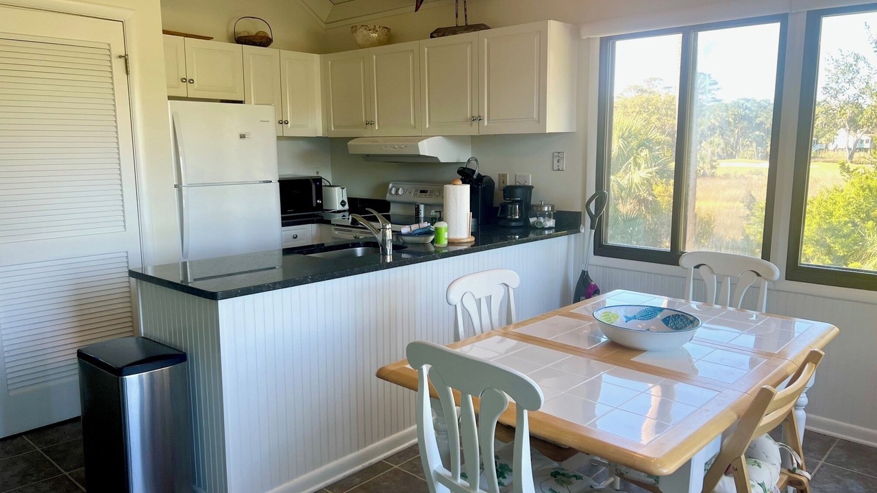 Photo of Kitchen in Sealoft Villas