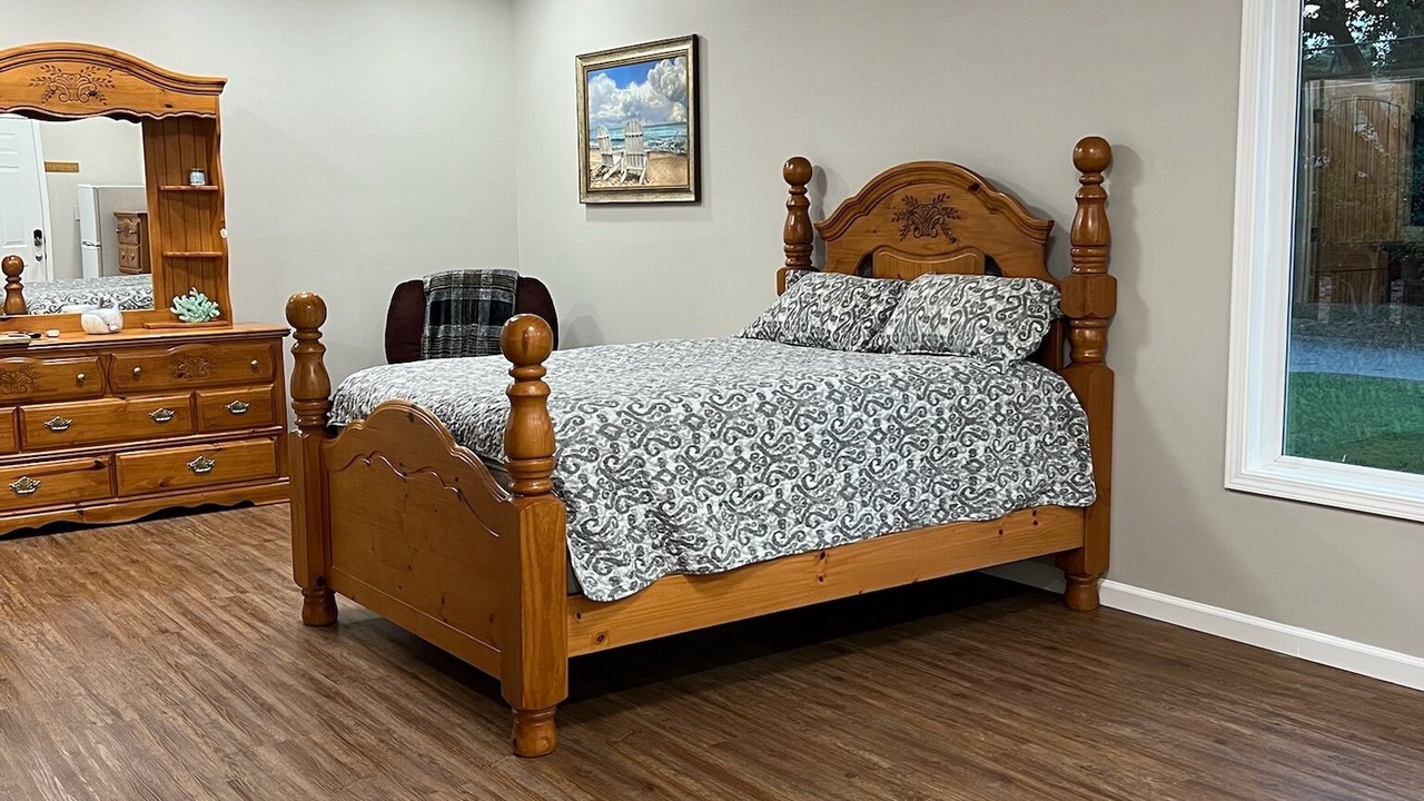 Photo of Bedroom in Forest Hills