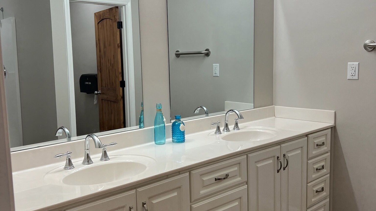 Photo of Bathroom in Forest Hills