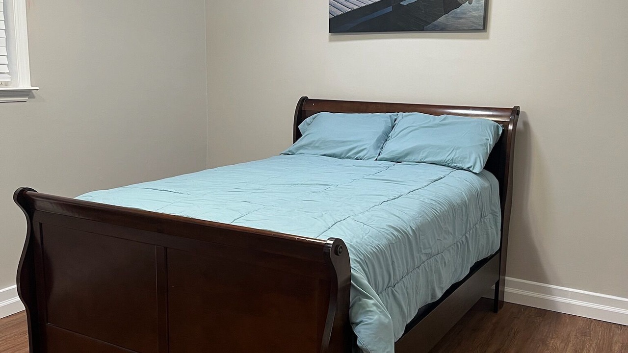 Photo of Bedroom in Forest Hills