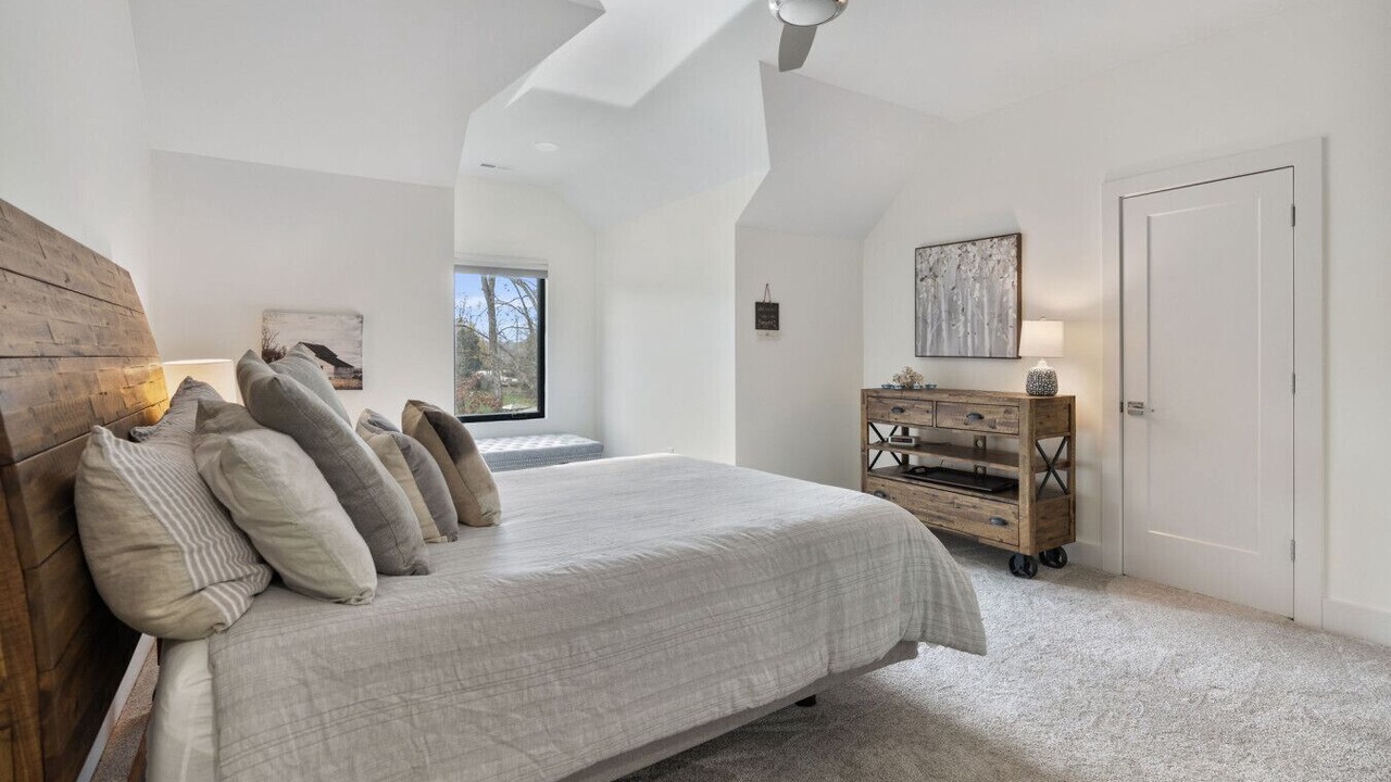 Photo of Bedroom in Mooresville