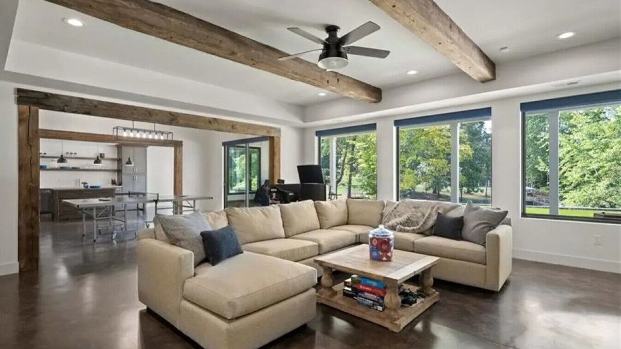 Photo of Livingroom in Mooresville