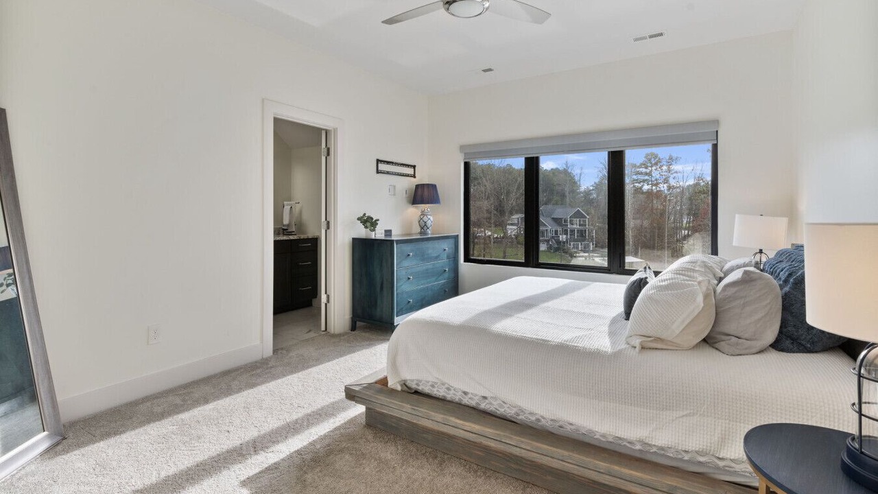 Photo of Bedroom in Mooresville