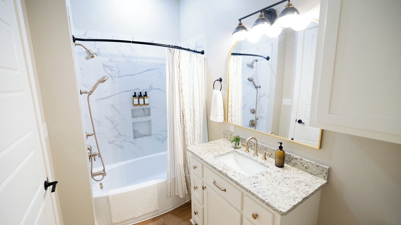 Photo of Bathroom in Laurel